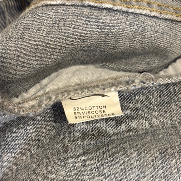 Elia Cher Large Denim Fringe Jacket - Picture 6 of 6